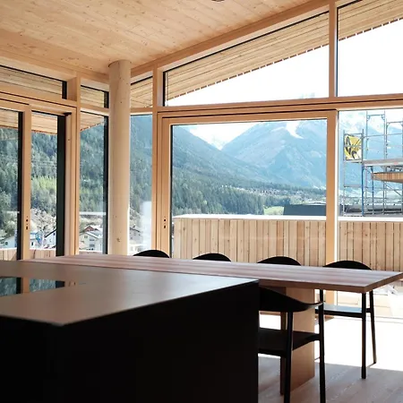 Laerchenlodge Skyspa And Rooftop Pool Inklusive Stubai Supercard * Fulpmes