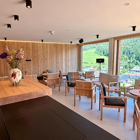 Laerchenlodge Skyspa And Rooftop Pool Inklusive Stubai Supercard Appart hôtel