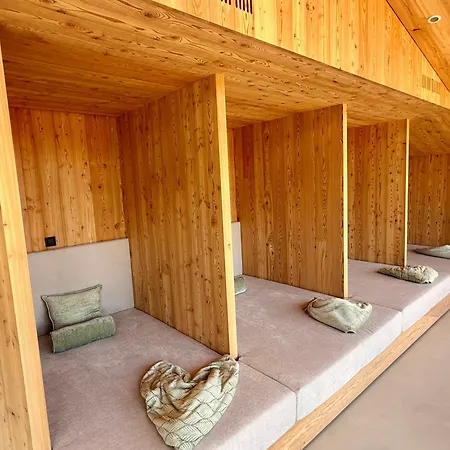 Laerchenlodge Skyspa And Rooftop Pool Inklusive Stubai Supercard Apart Otel Fulpmes