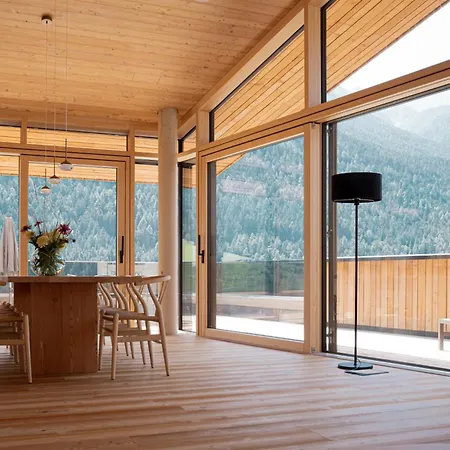 Laerchenlodge Skyspa And Rooftop Pool Inklusive Stubai Supercard Appart hôtel 4*