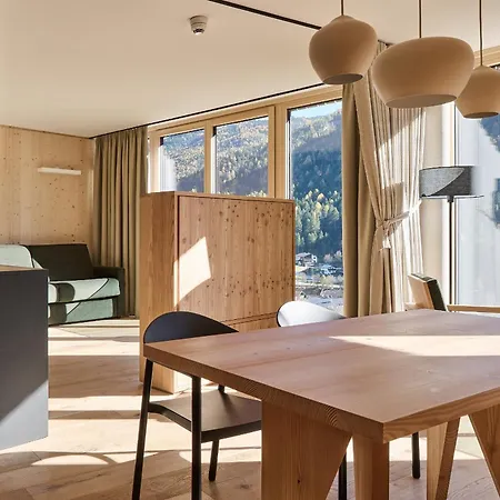 Apart-hotel Laerchenlodge Skyspa And Rooftop Pool Inklusive Stubai Supercard