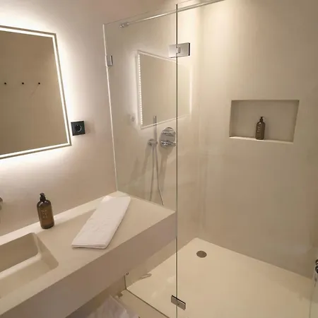 Laerchenlodge Skyspa And Rooftop Pool Inklusive Stubai Supercard Apartahotel 4*