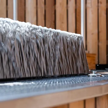 Laerchenlodge Skyspa And Rooftop Pool Inklusive Stubai Supercard 4*