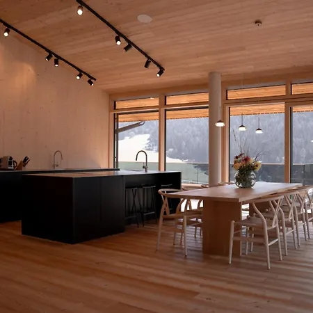 Laerchenlodge Skyspa And Rooftop Pool Inklusive Stubai Supercard Fulpmes