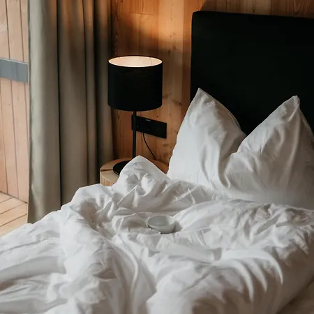 Laerchenlodge Skyspa And Rooftop Pool Inklusive Stubai Supercard 4* Fulpmes