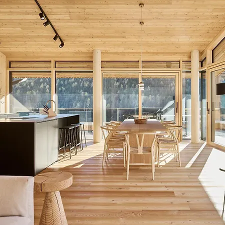 Laerchenlodge Skyspa And Rooftop Pool Inklusive Stubai Supercard Apartahotel