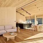 Laerchenlodge Skyspa And Rooftop Pool Inklusive Stubai Supercard Aparthotel
