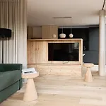 Laerchenlodge Skyspa And Rooftop Pool Inklusive Stubai Supercard 4* Fulpmes