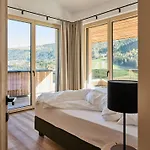 Laerchenlodge Skyspa And Rooftop Pool Inklusive Stubai Supercard 4* Fulpmes