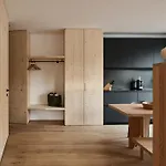 Laerchenlodge Skyspa And Rooftop Pool Inklusive Stubai Supercard Aparthotel