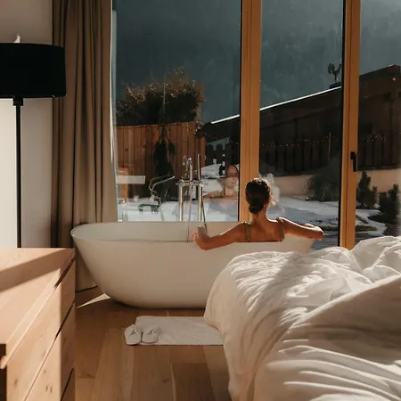 Laerchenlodge Skyspa And Rooftop Pool Inklusive Stubai Supercard Aparthotel Fulpmes